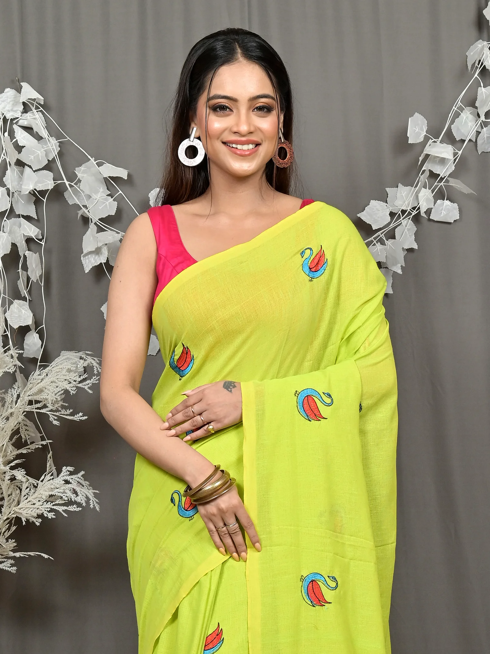 Green Pure Cotton Norvi Embroidery Handloom saree (2283)